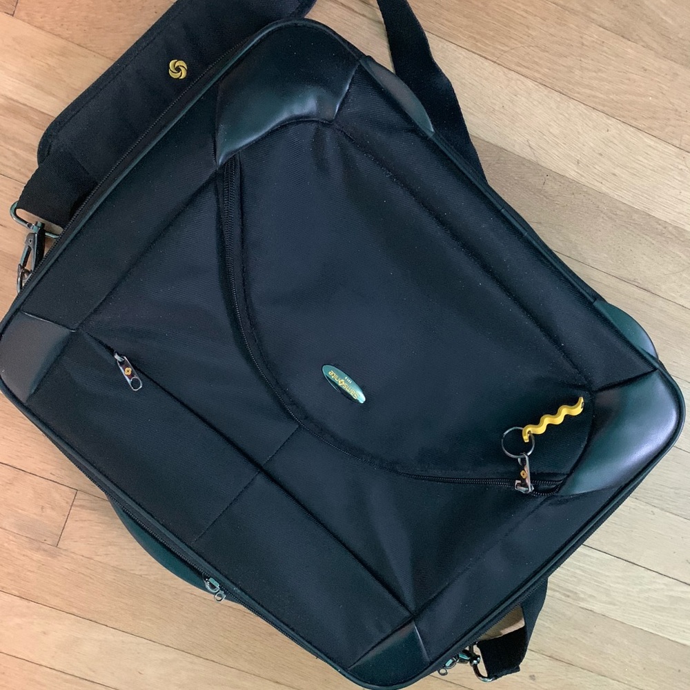Laptop briefcase